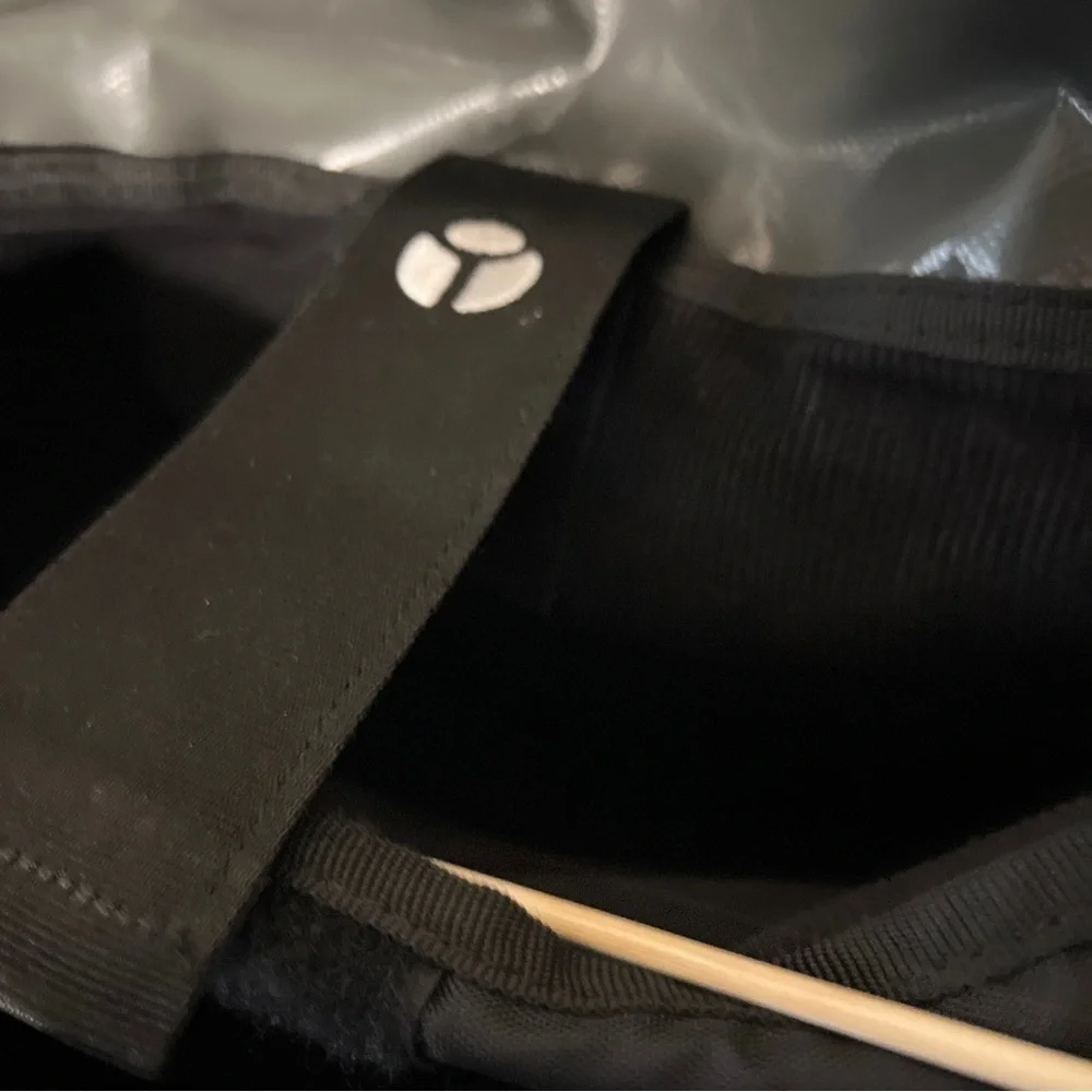 YAK PAC Messenger Crossbody Computer Bag Black Gray Many Pockets.